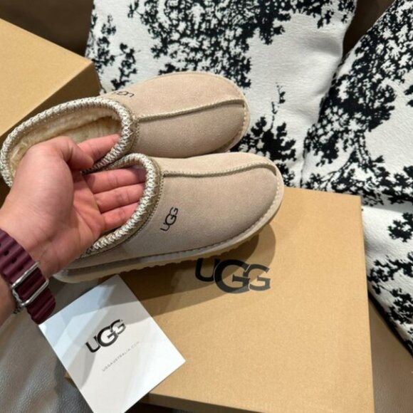 UGG Women's Tasman Slippers Mustard Seed - Picture 5 of 9